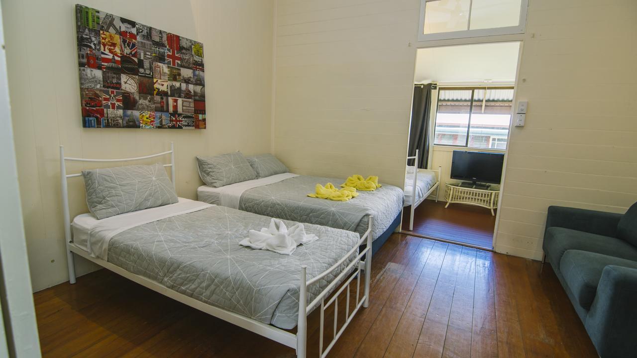 Ryan'S Rest Boutique Accommodation แคนส์ ภายนอก รูปภาพ