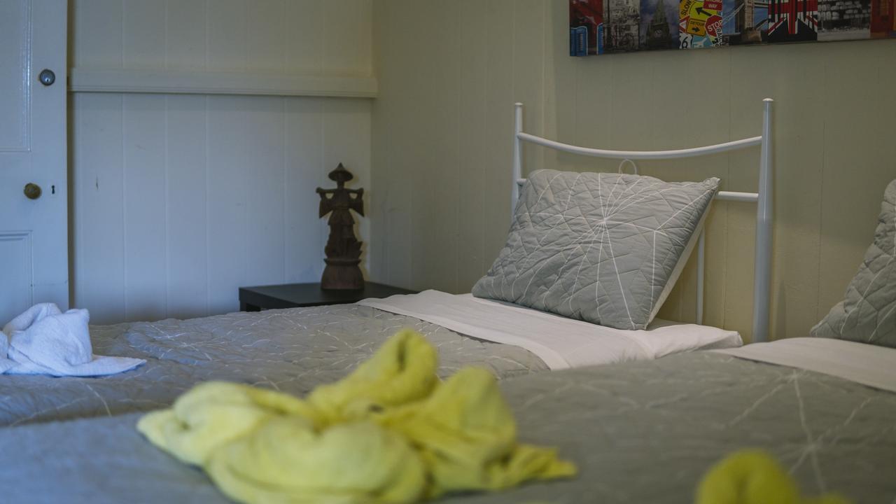 Ryan'S Rest Boutique Accommodation แคนส์ ภายนอก รูปภาพ