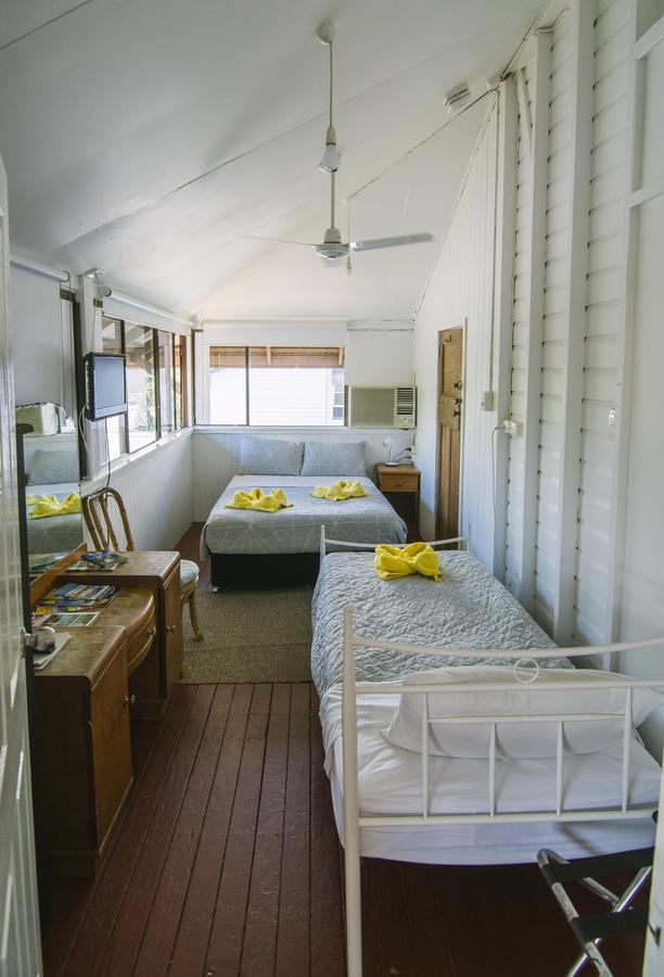 Ryan'S Rest Boutique Accommodation แคนส์ ภายนอก รูปภาพ